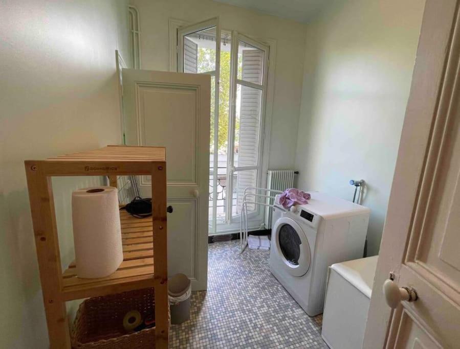 Appartment Close To Monuments Paris Exteriör bild