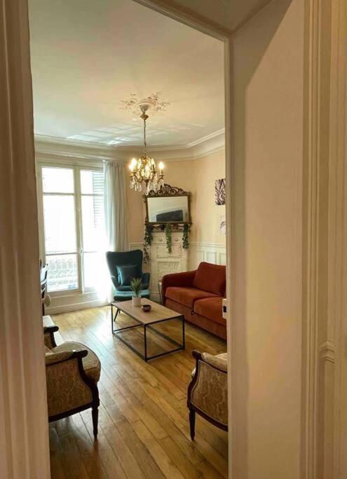 Appartment Close To Monuments Paris Exteriör bild